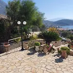 Villa Aliki * Alikí