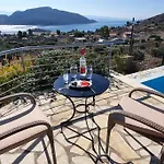 Villa Aliki *