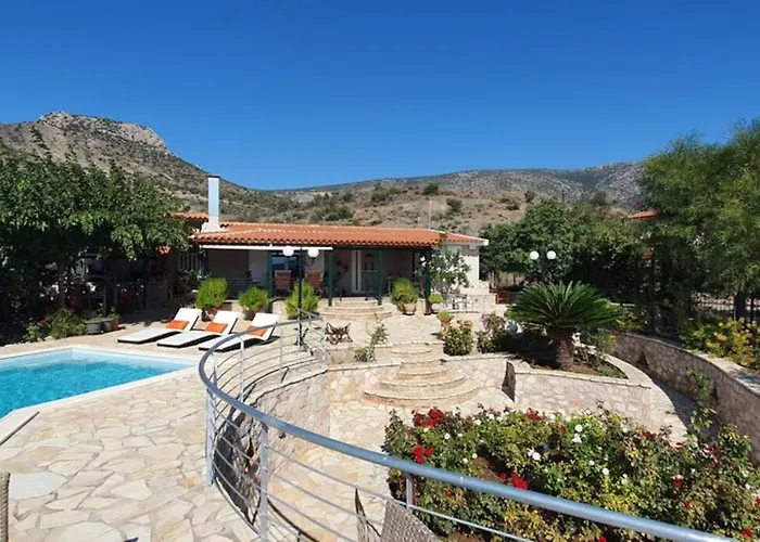 Villa Aliki 别墅 *